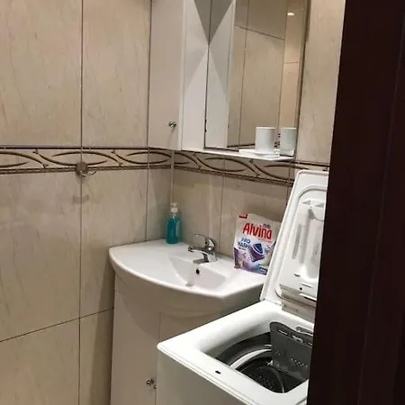 Star Ray Apartment Warna